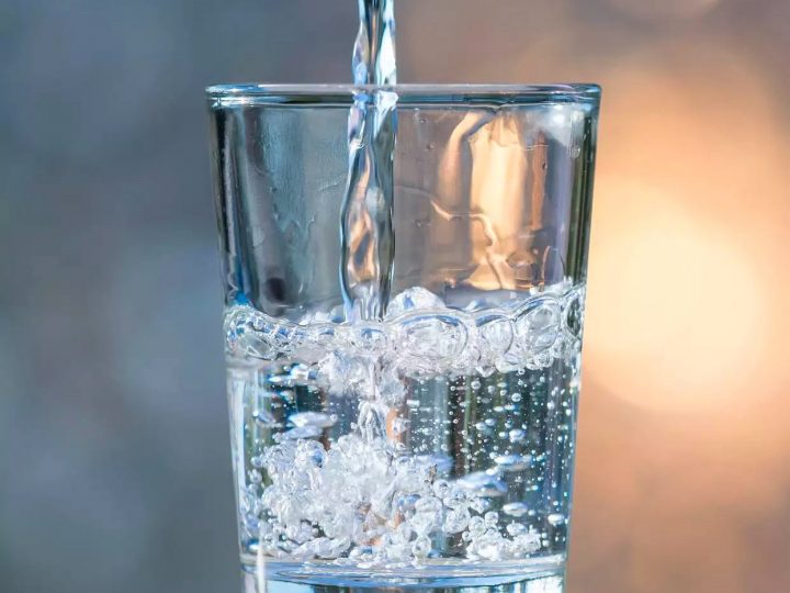 Виробник мінеральної води втратив ліцензію через російського власника