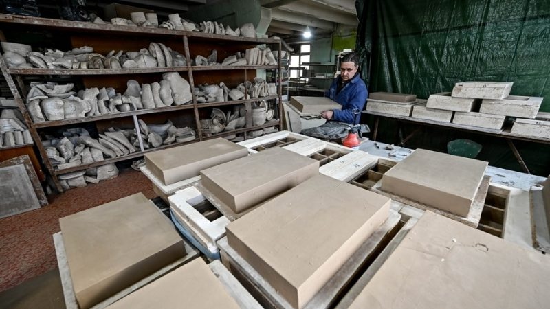 Глина – з Донеччини: в Запоріжжі налагодили виробництво унікальної плитки