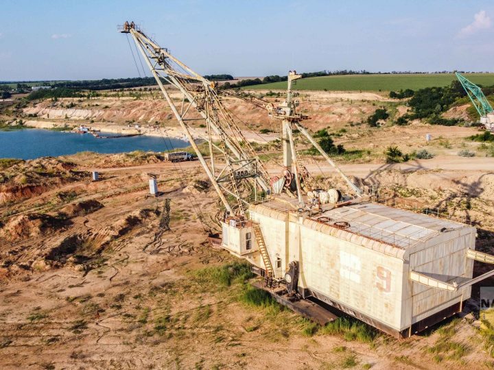 Титанові руди: Суд скасував наказ про анулювання спецдозволу на Малишевське родовище