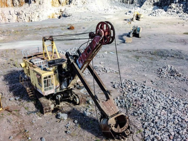 Анульовано дозвіл на родовище граніту в Житомирській області