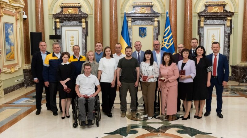 Президент відзначив державними нагородами працівників нафтогазової промисловості