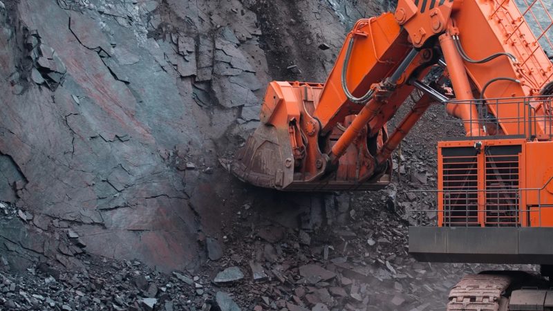 Підвищення вантажних тарифів може зупинити відновлення виробництва на Інгулецькому ГЗК