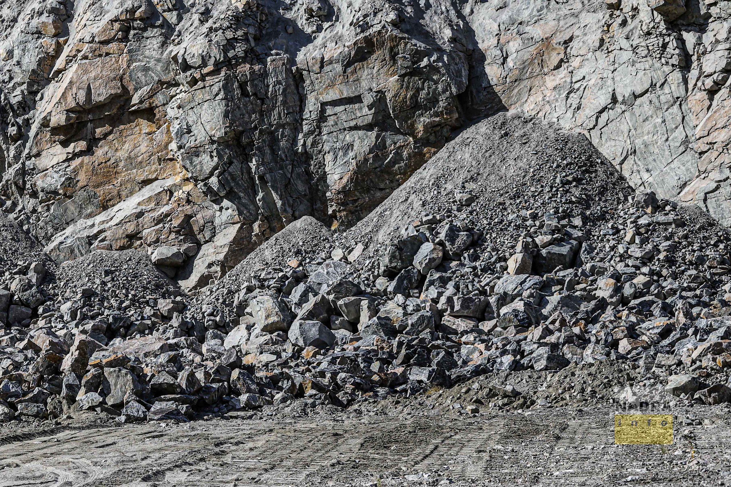 Фірма присяжної суду купує дозвіл на видобуток граніту (ZAXID.NET)