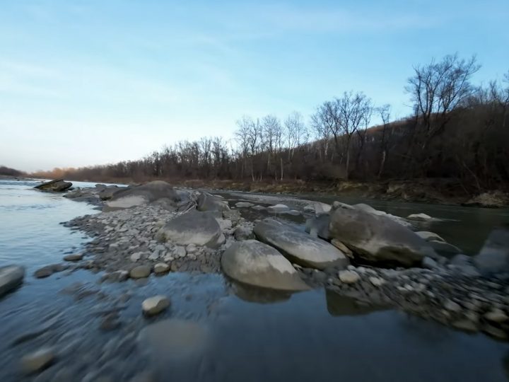 Суд скасував дозвіл на видобування гравію, гальки та піску в річці Прут