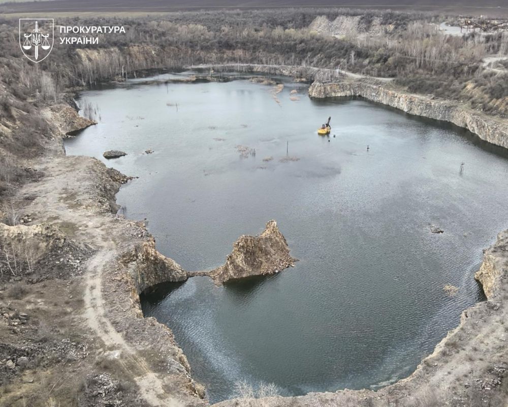 Видобував після зупинки дозволу? На Кіровоградщині судитимуть директора кар’єру