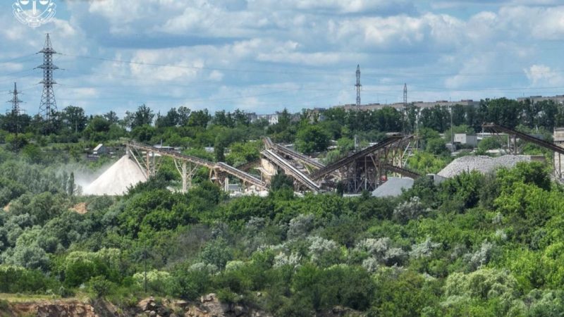 Понад 1,2 млрд грн збитків: ліквідатору щебеневого карʼєру оголосили підозру