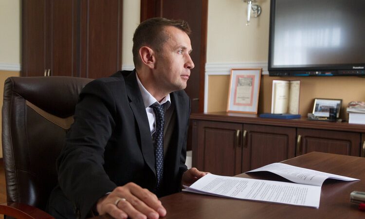 Сергій Власенко: Ринок бурштину знову стає тіньовим (Mind.ua)